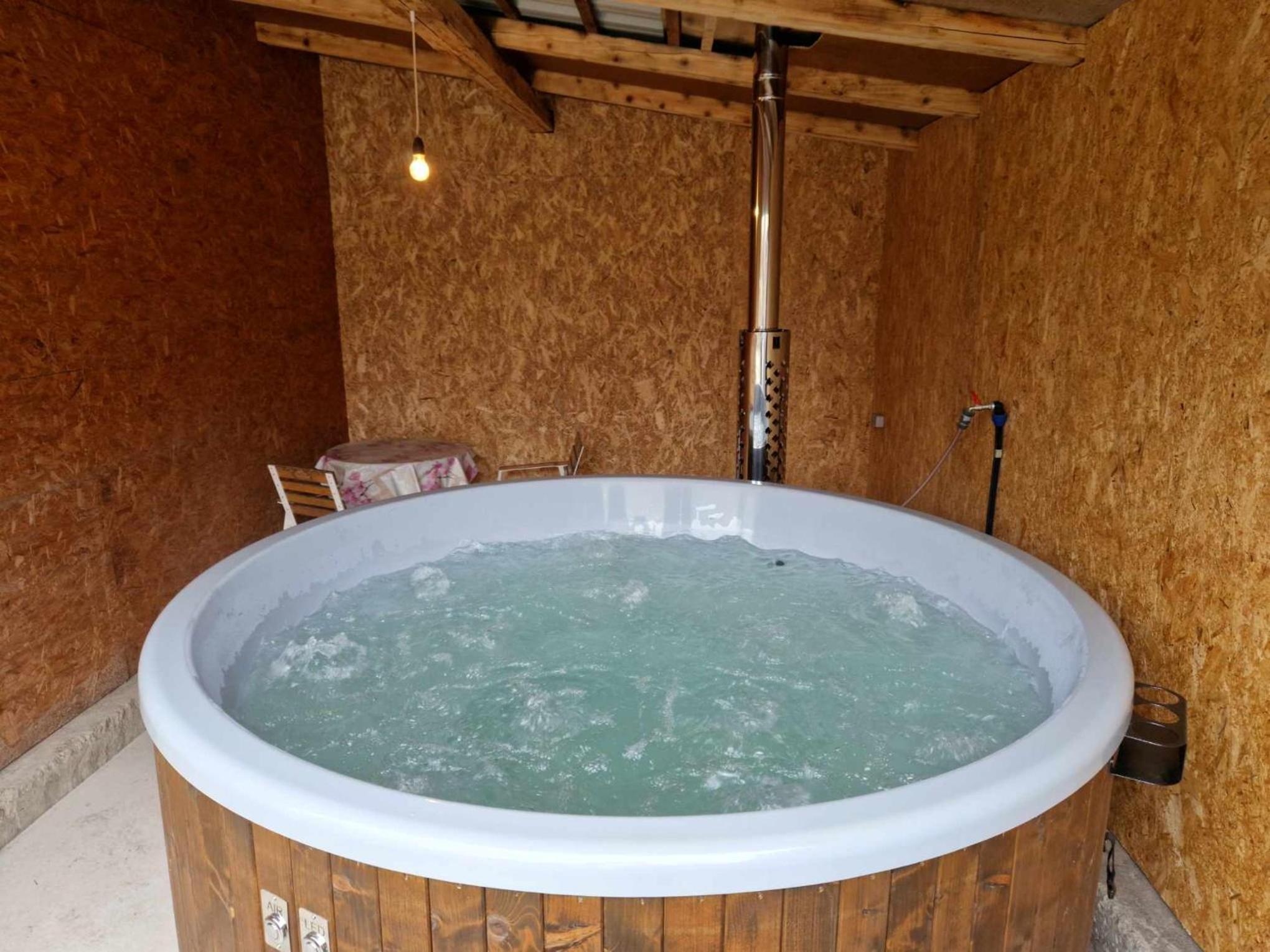 Jacuzzi